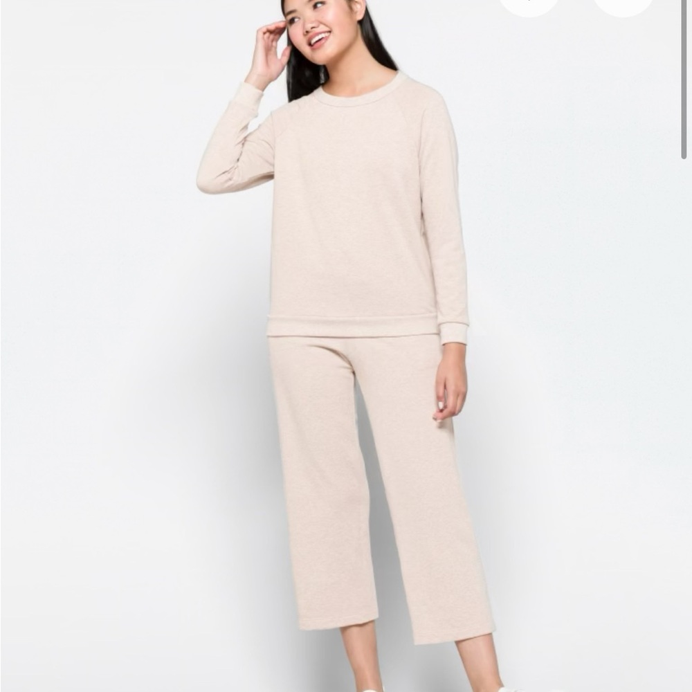 Mohnton Made Lightweight Beige Crew Neck Sweatshirt - Picture 6 of 6